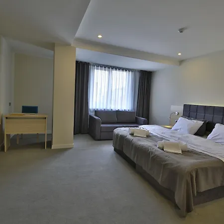 Leto Hotel 3*